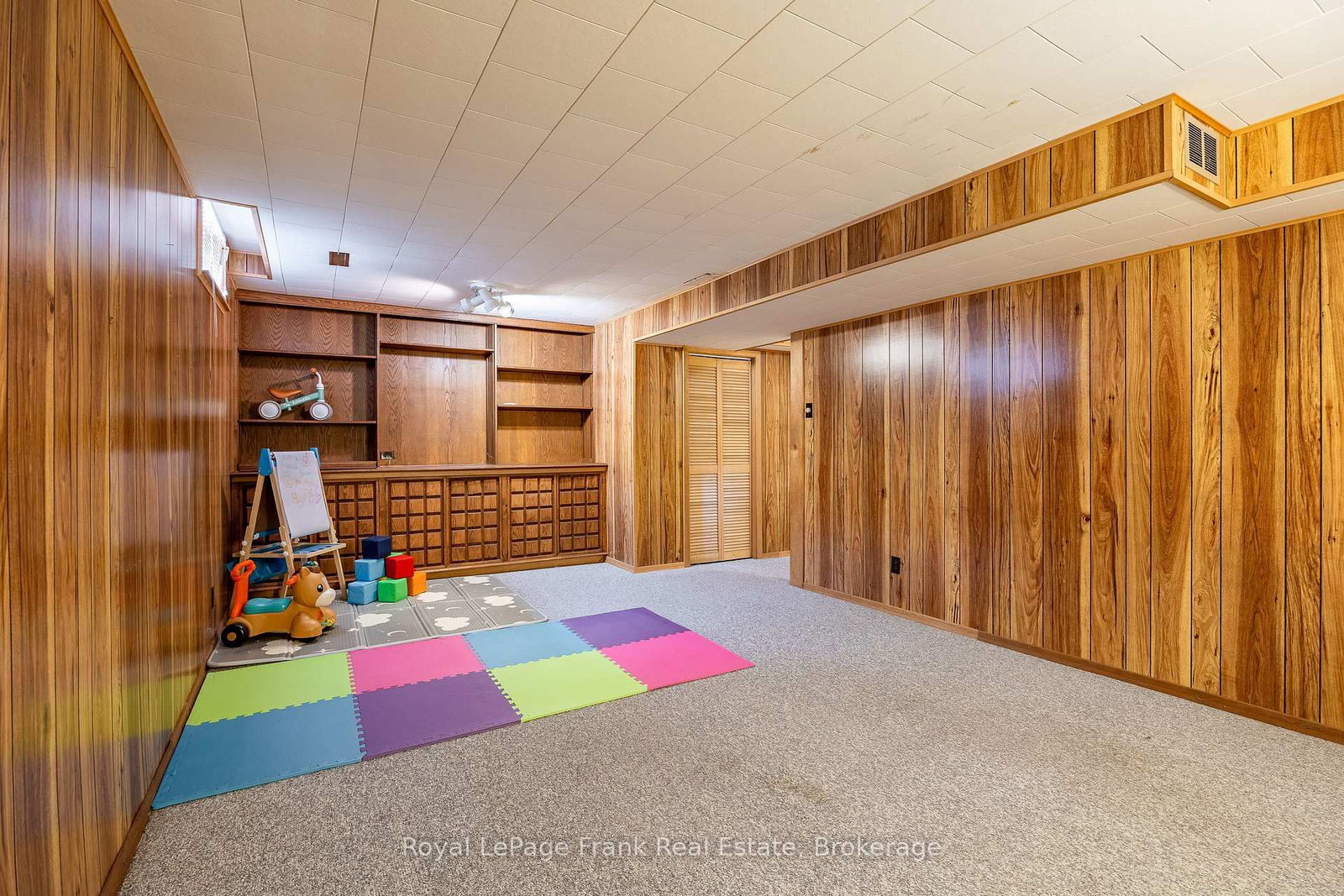 560 Reynolds Street • Whitby, ON photo 29