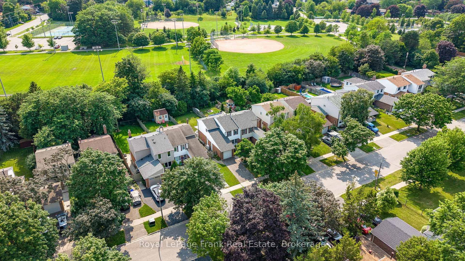 560 Reynolds Street • Whitby, ON photo 37