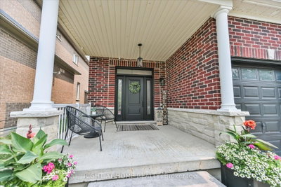 1259 Aldsworth Crescent • Oshawa, ON photo 3