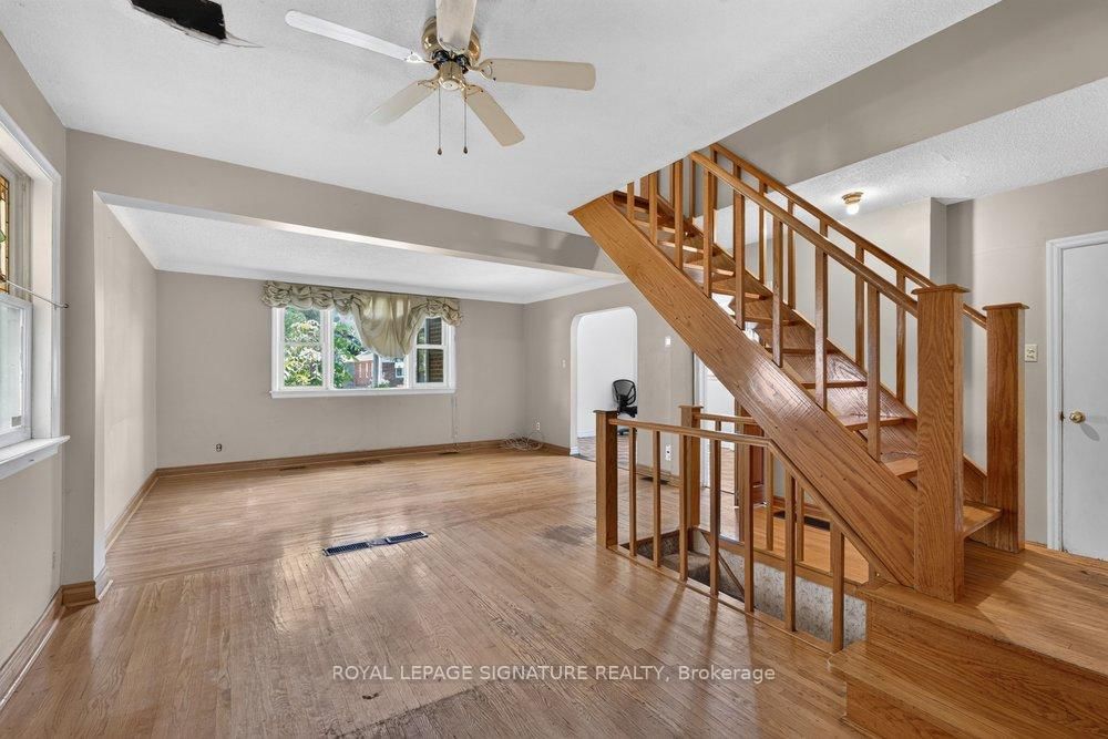 10 Rossford Road • Toronto, ON photo 17