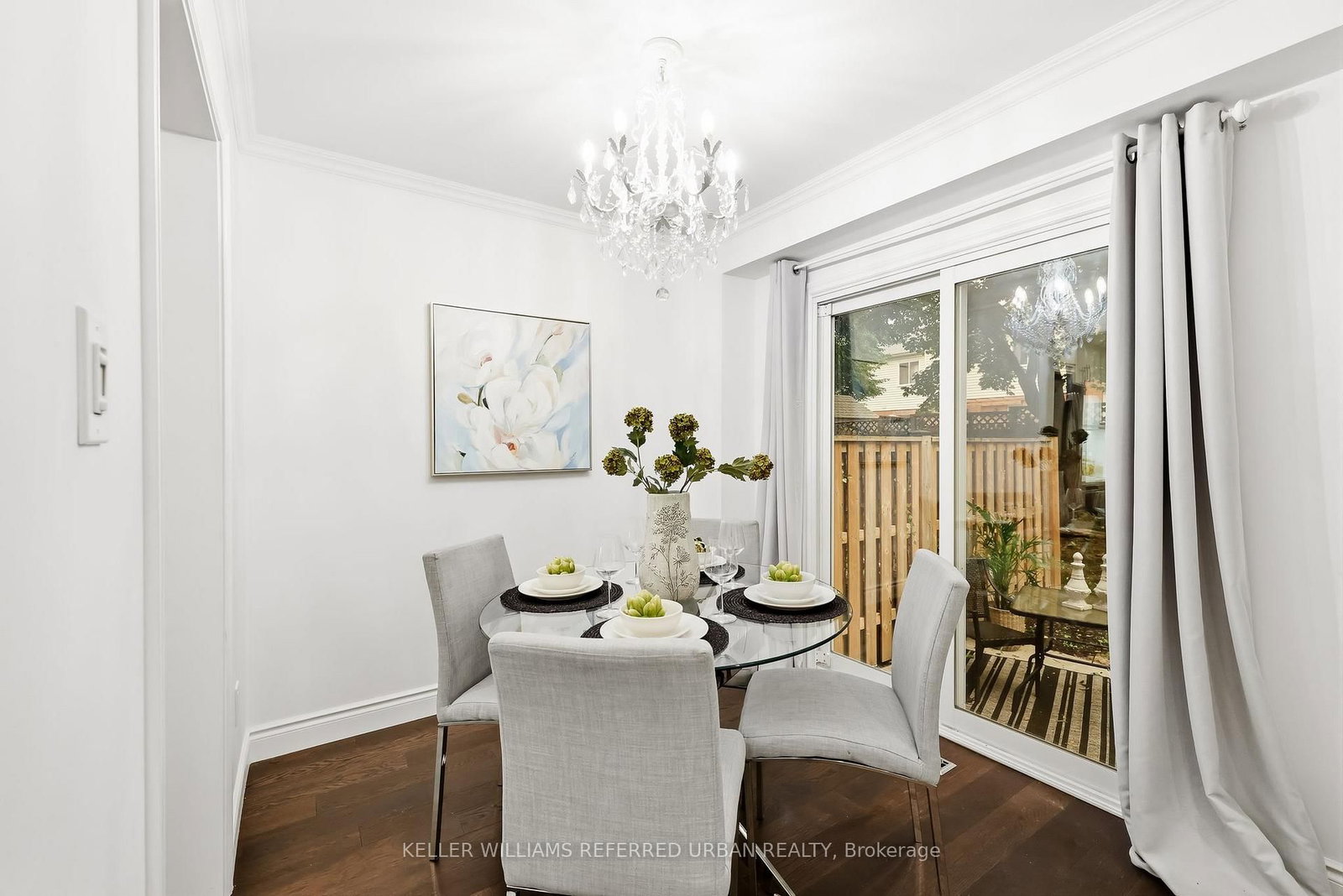 10 Bassett Boulevard • #25 • Whitby, ON photo 9