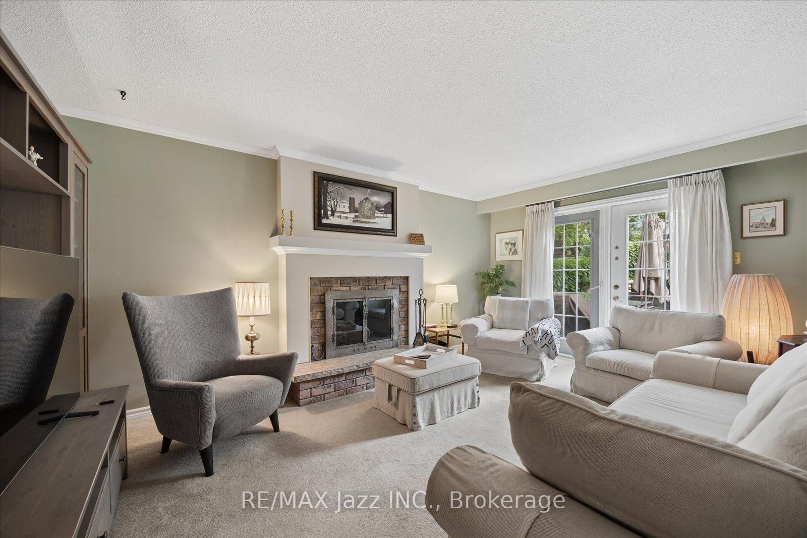 38 Trinity Crescent • Whitby, ON photo 18