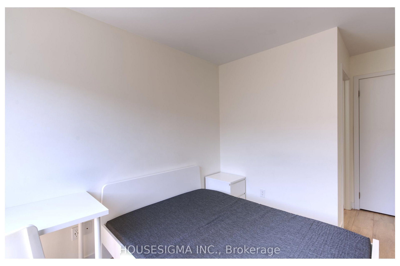 1720 N Simcoe Street • #28 • Oshawa, ON photo 21