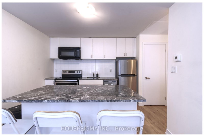 28 - 1720 Simcoe Street N