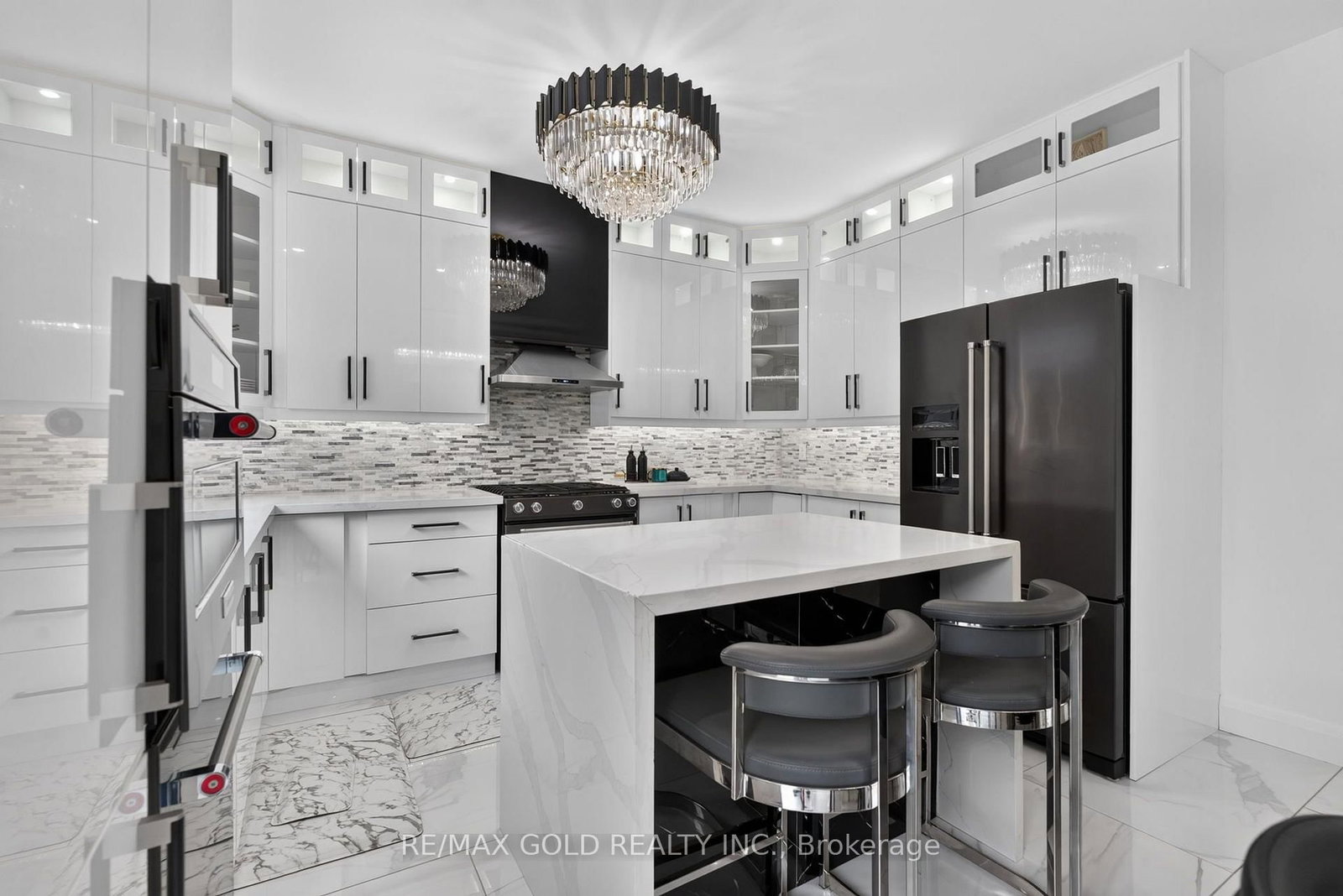 94 Twin Streams Road • Whitby, ON photo 18