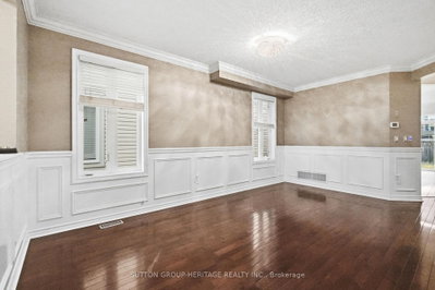 16 Shrewsbury Drive • Whitby, ON photo 4