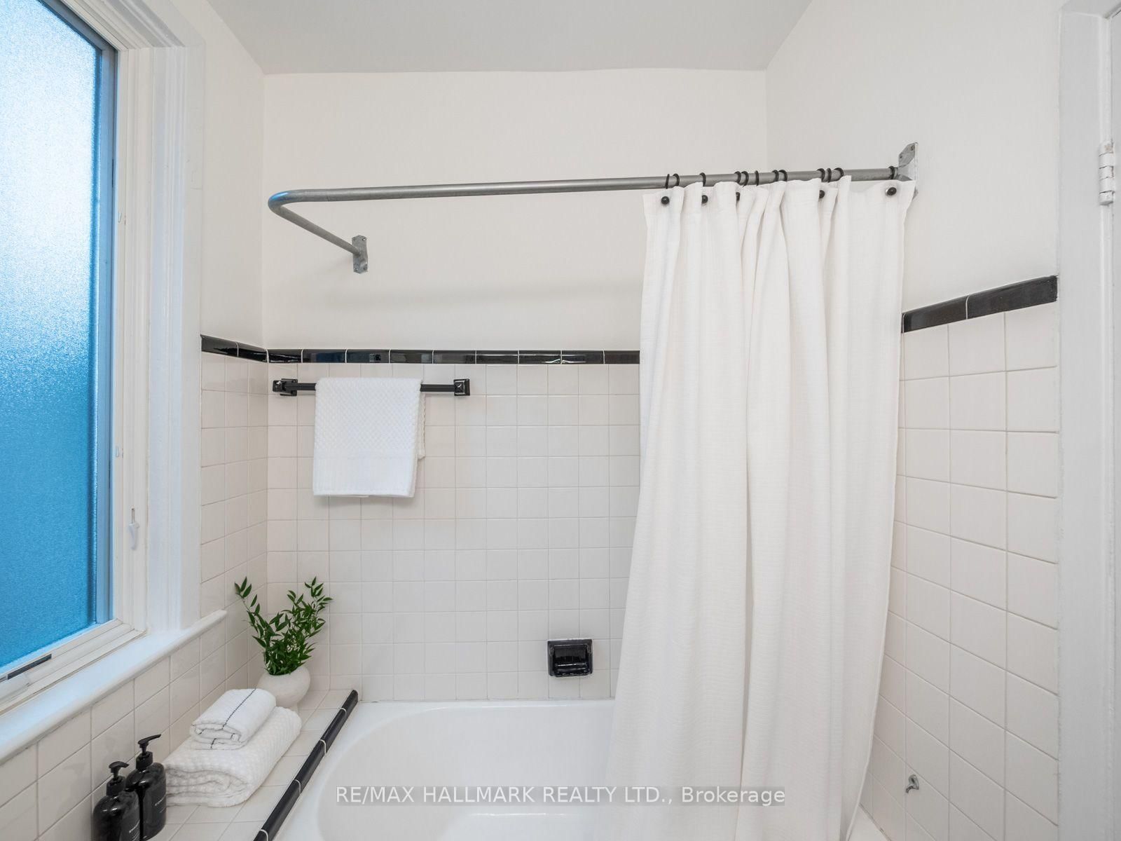 80 Winnifred Avenue • Toronto, ON photo 27
