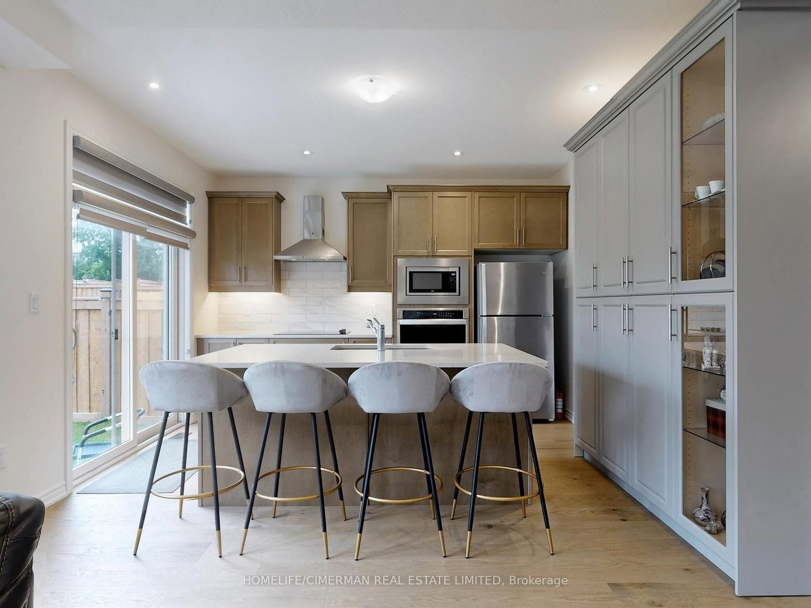 16 Morningstar Avenue • Whitby, ON photo 21