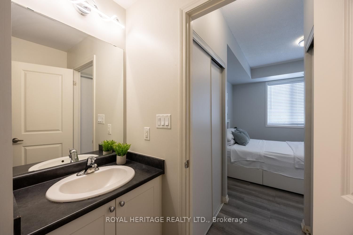 80 Aspen Springs Drive • #220 • Clarington, ON photo 13