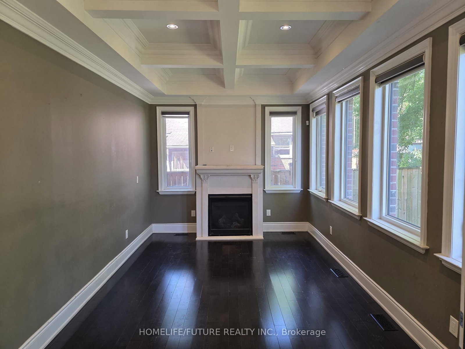 3686 Ellesmere Road • Toronto, ON photo 4