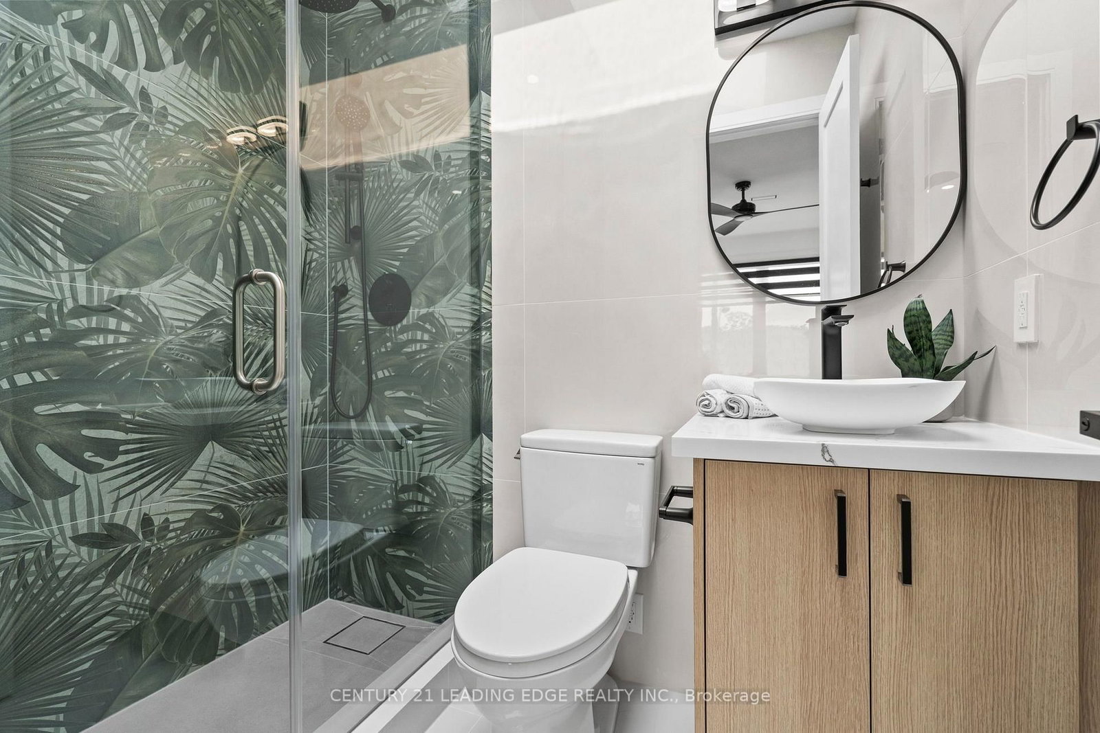 147 Durant Avenue • Toronto, ON photo 43