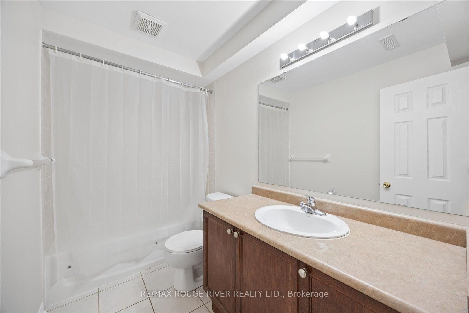37 Burwell Street • Whitby, ON photo 24