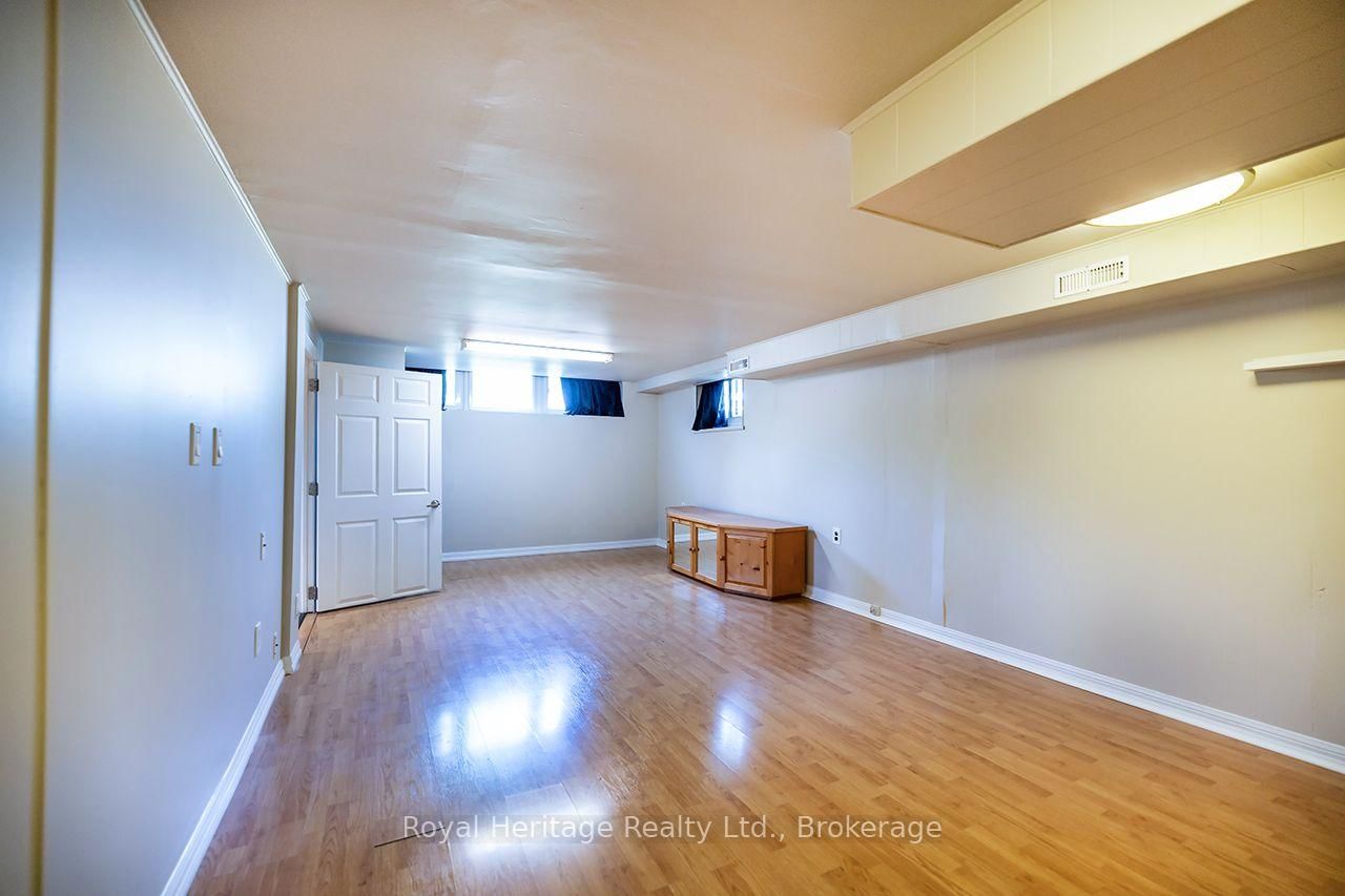 42 Thorncroft Crescent • Ajax, ON photo 18