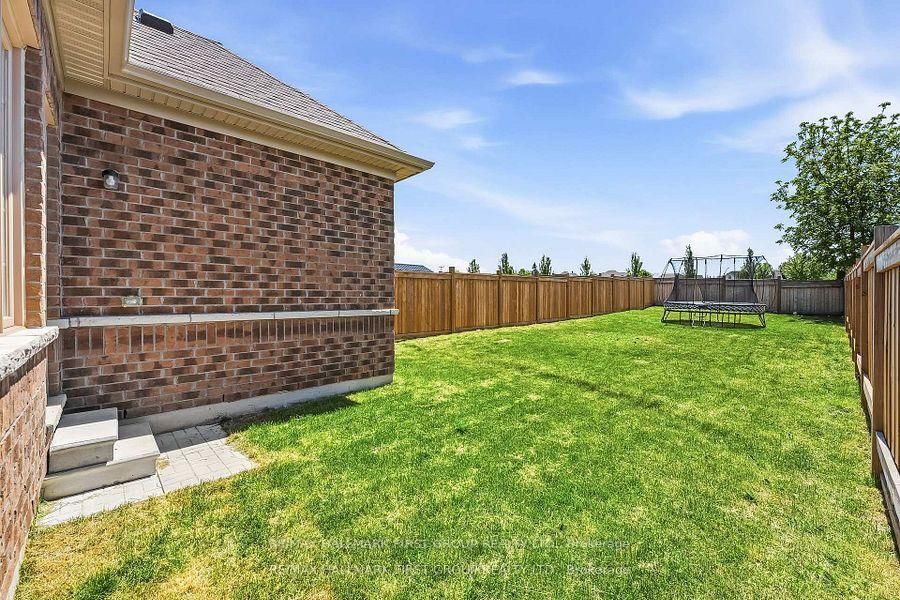 38 Southampton Street • Scugog, ON photo 37
