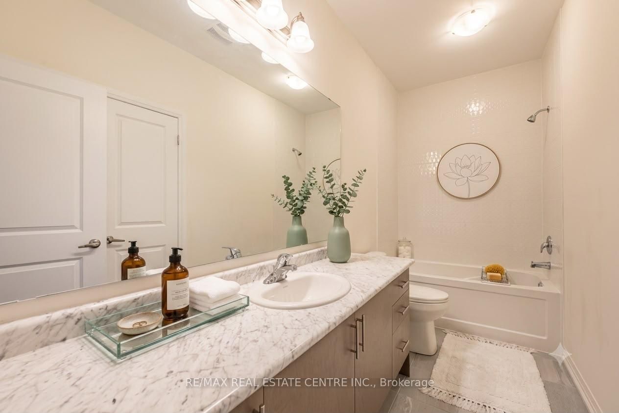 1062 Skyridge Boulevard • Pickering, ON photo 15