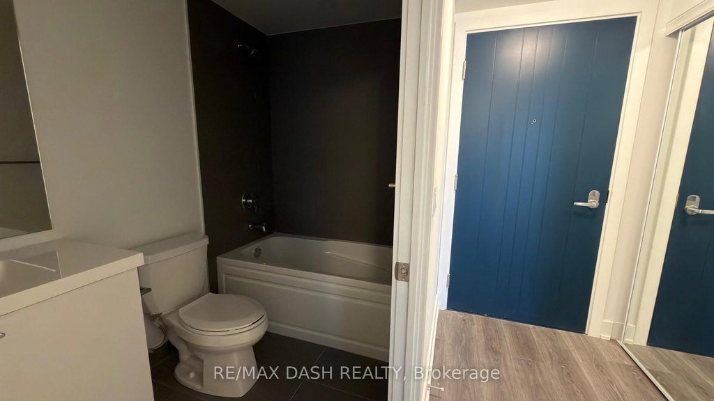 435 - 2545 Simcoe Street N 4