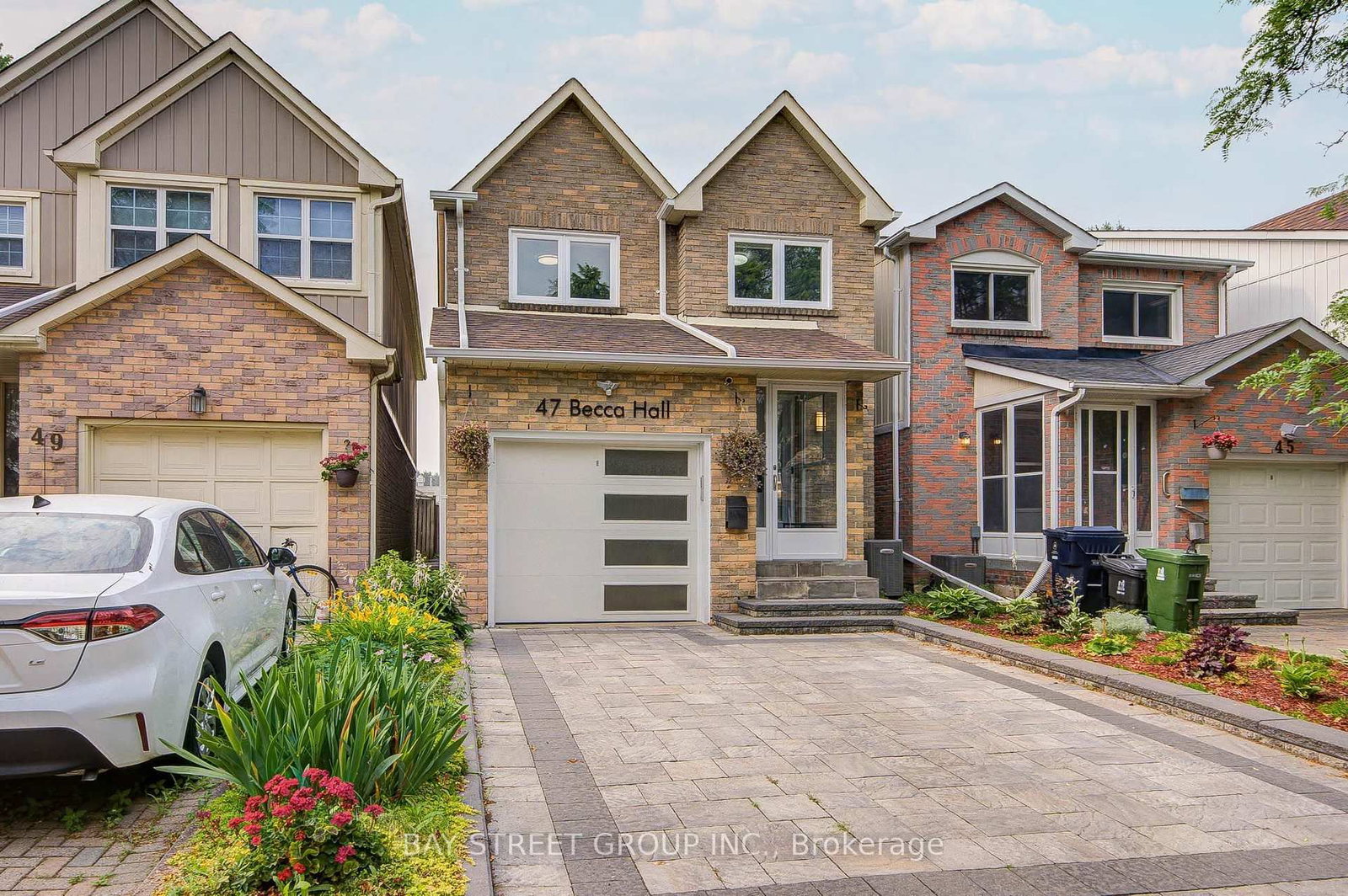 47 Becca Hall Trail • Toronto, ON photo 2