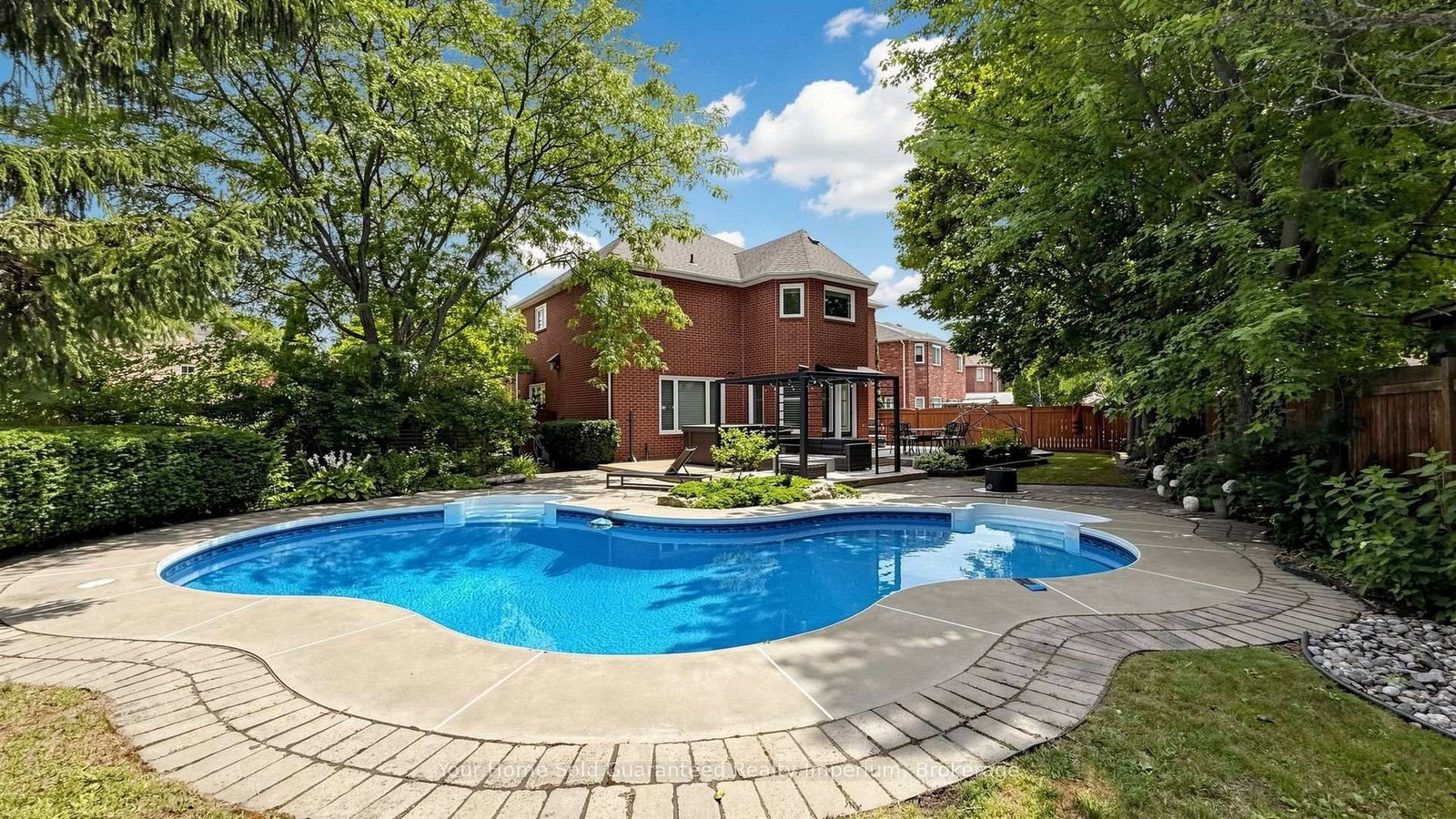 832 Darwin Drive • Pickering, ON photo 38