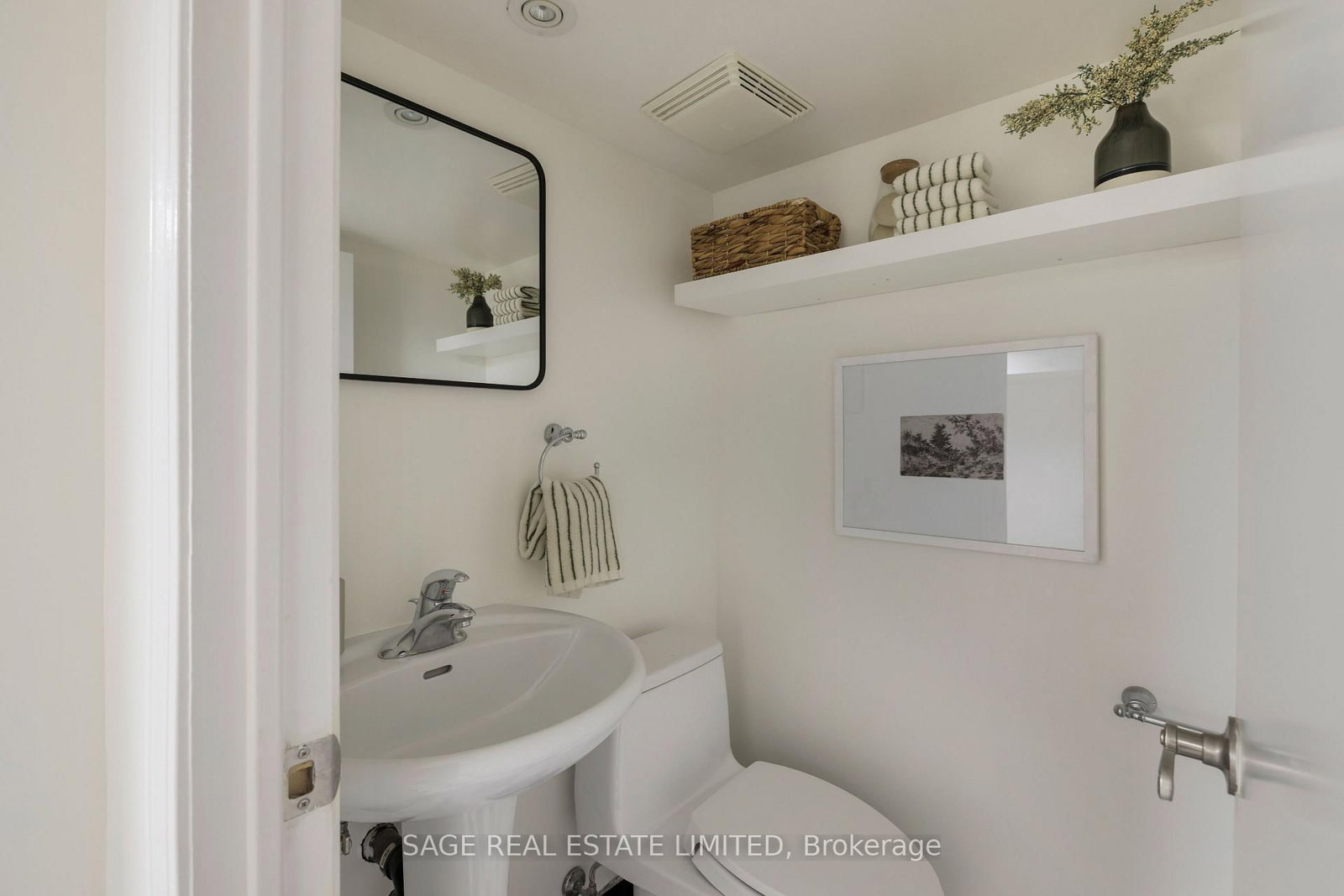 250 Springdale Boulevard • Toronto, ON photo 44
