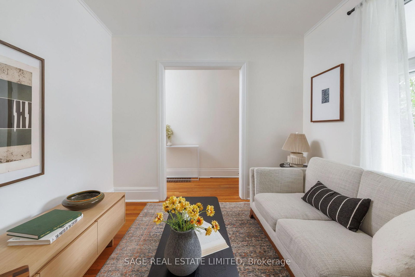 250 Springdale Boulevard • Toronto, ON photo 8