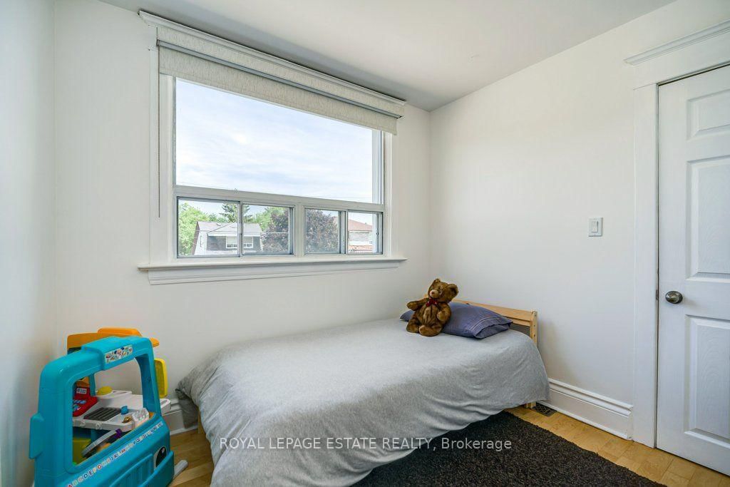 82 August Avenue • Toronto, ON photo 19