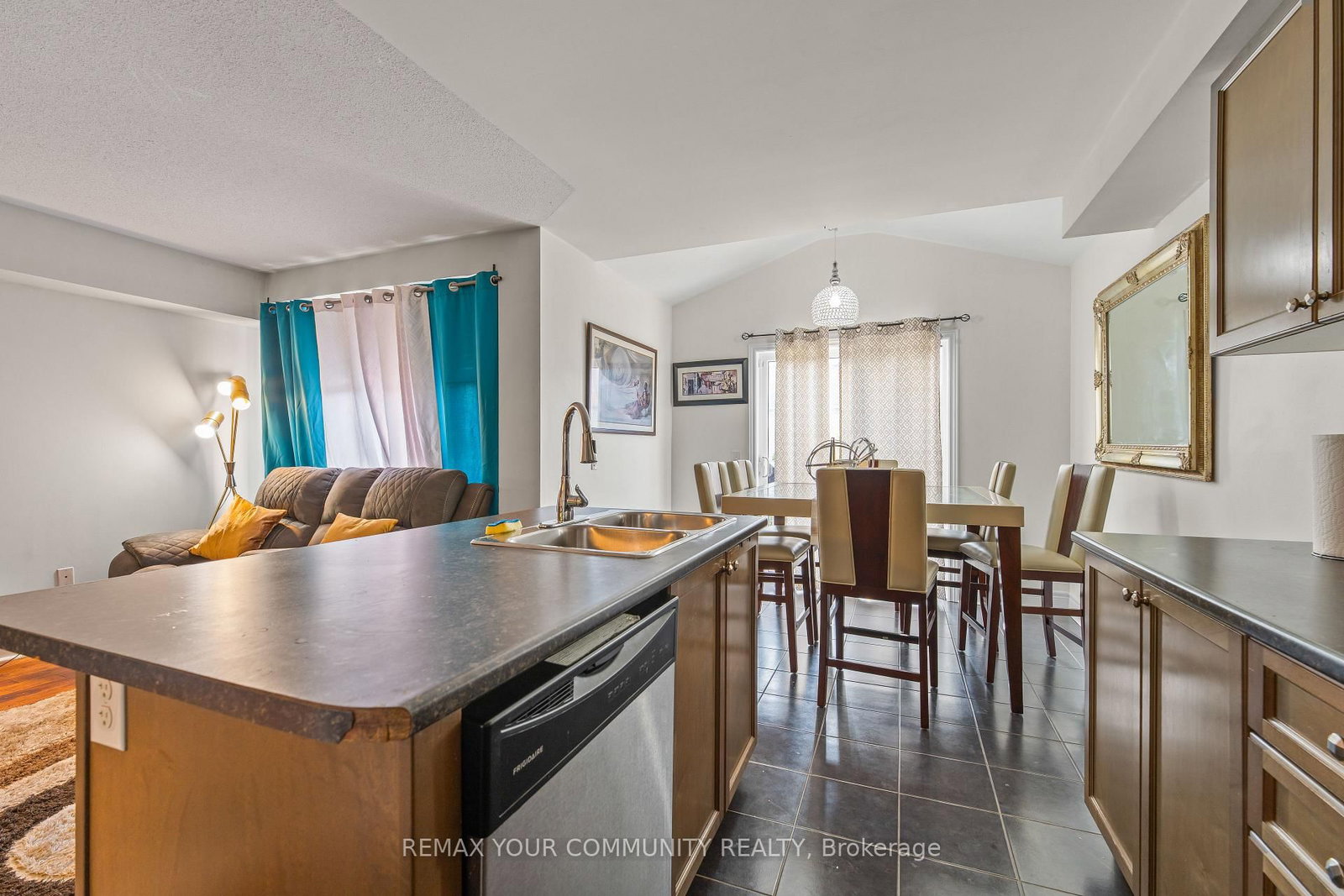164 Dewell Crescent • Clarington, ON photo 17