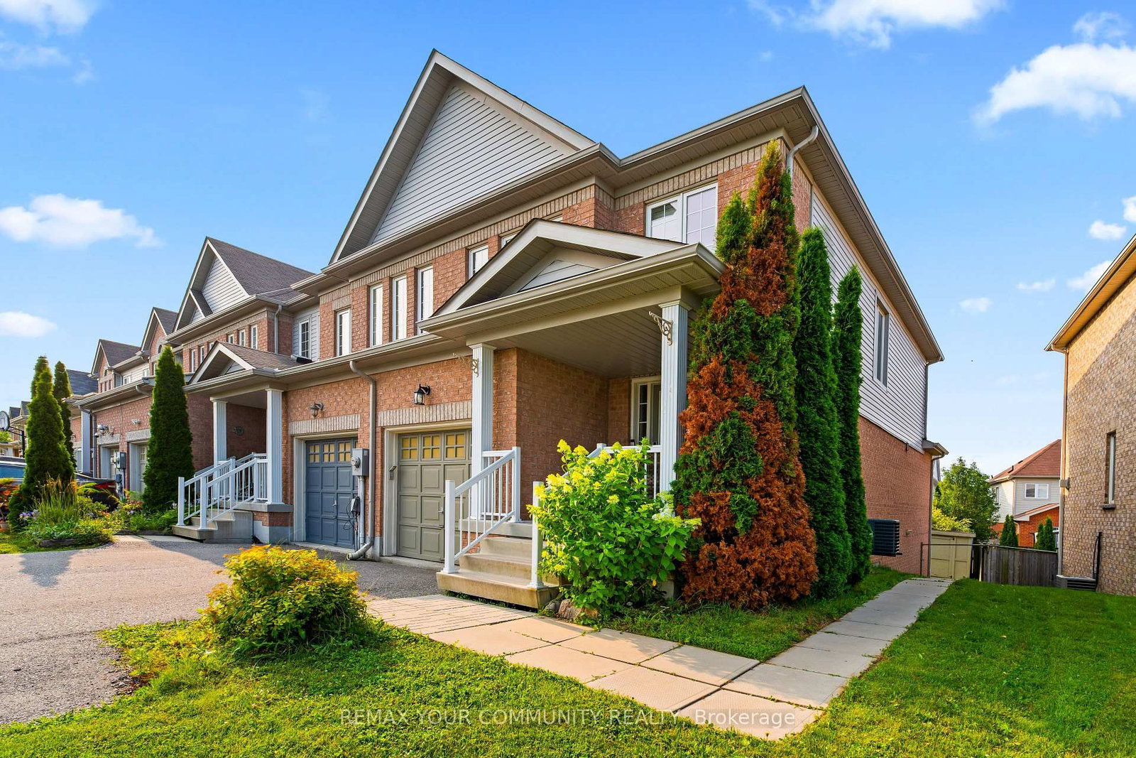 164 Dewell Crescent • Clarington, ON photo 5
