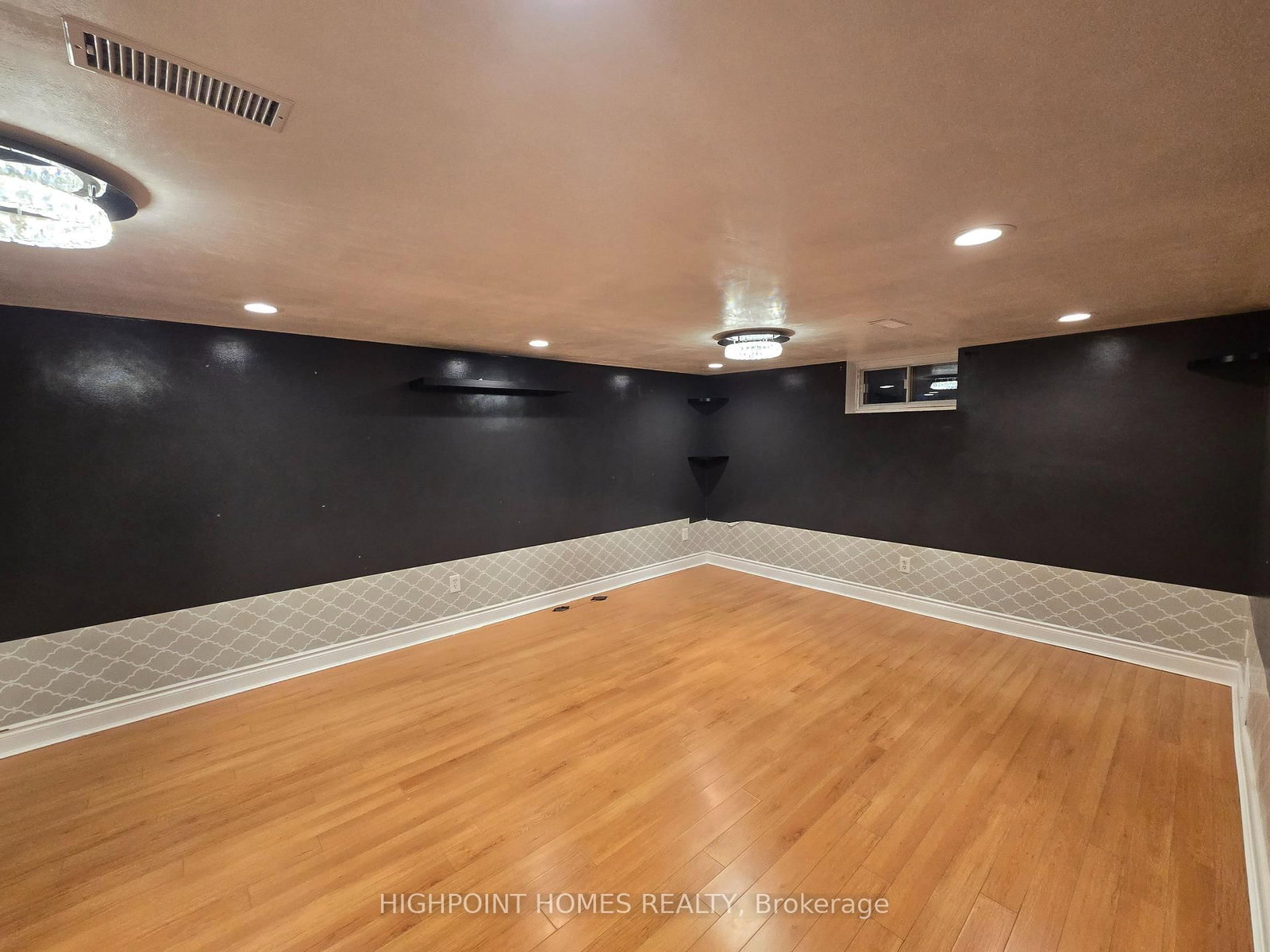 Lower-25 Chandler Drive, Toronto, ON, photo 5