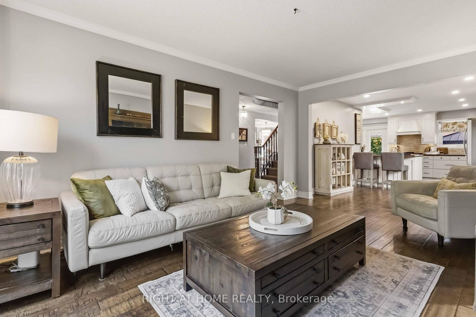 57 Morning Glory Crescent • Whitby, ON photo 5