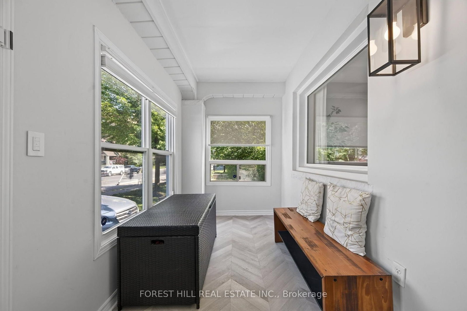 1040 Woodbine Avenue, Toronto, ON, photo 3