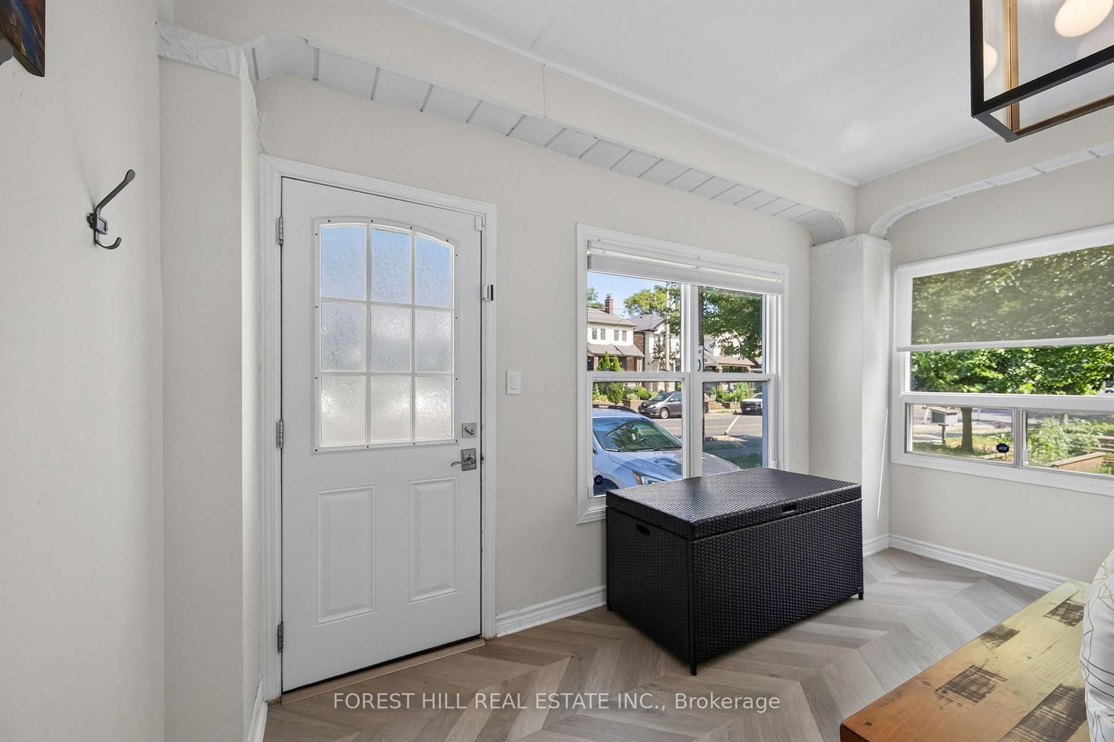 1040 Woodbine Avenue, Toronto, ON, photo 4