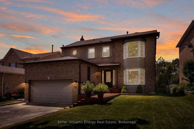 25 Fieldview Crescent