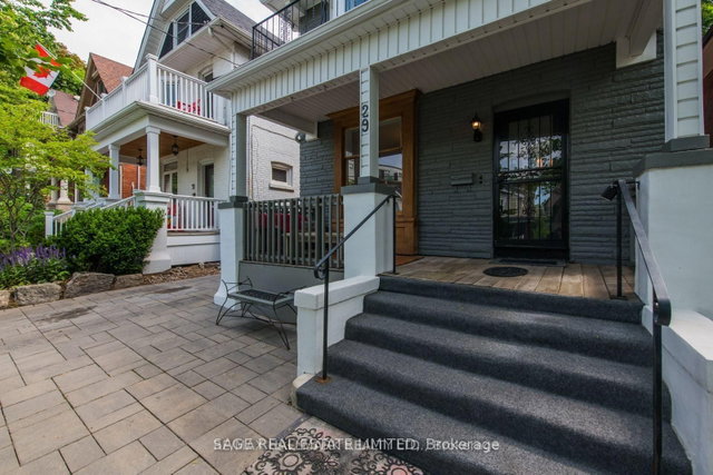 29 Main Street