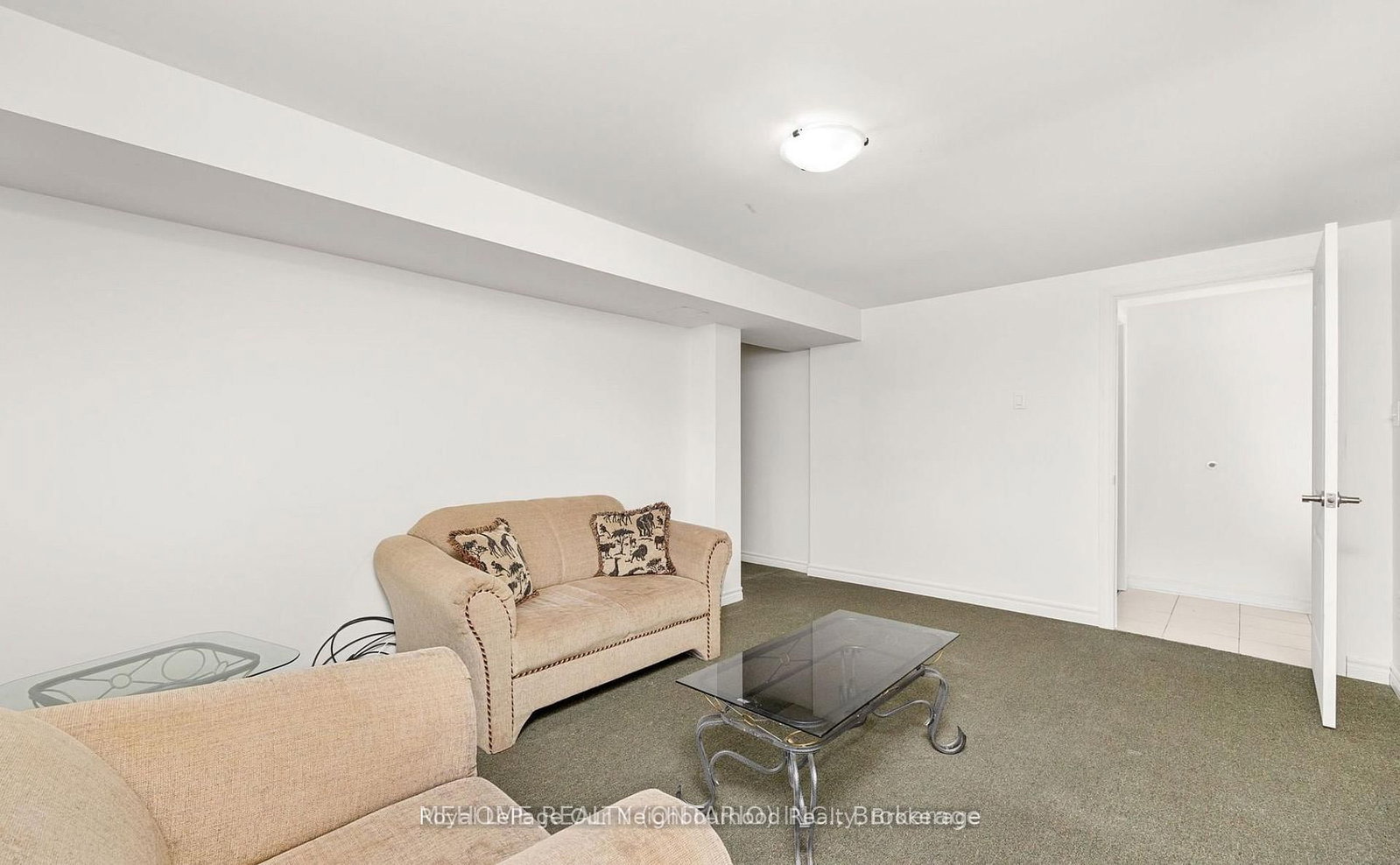 Bsmt 2 - 14 Tarsus Crescent, Toronto 4