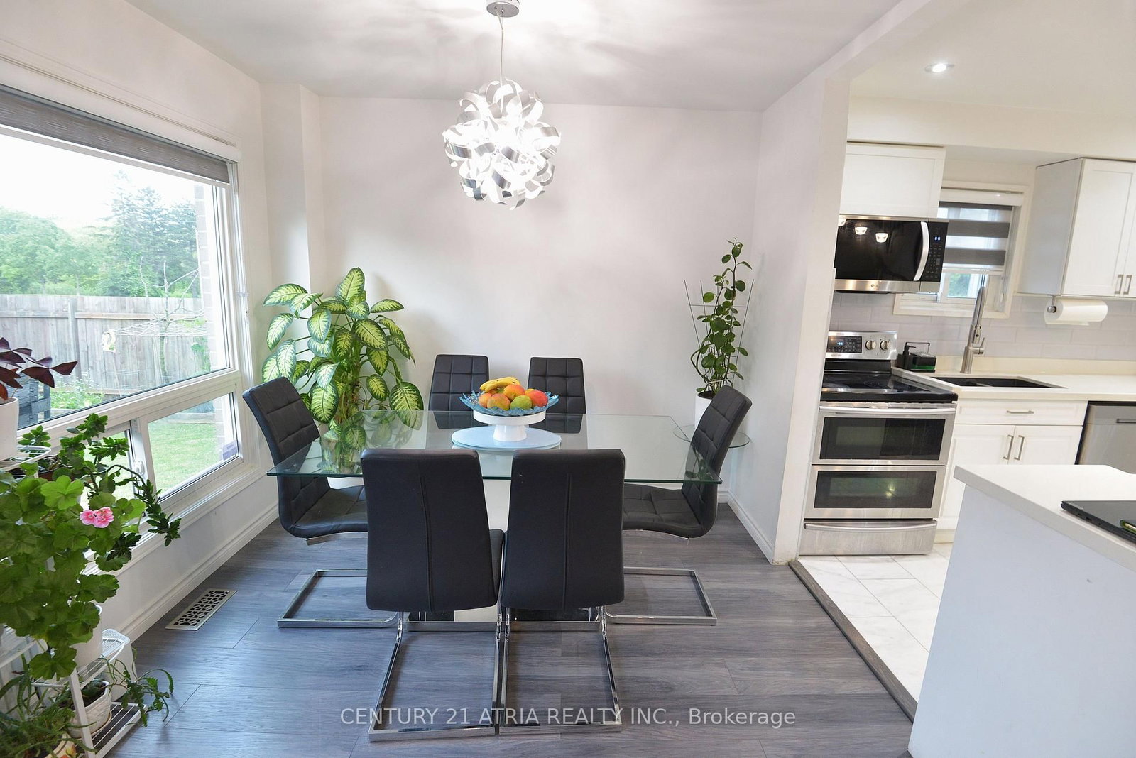 31 Carnelly Crescent • Ajax, ON photo 9