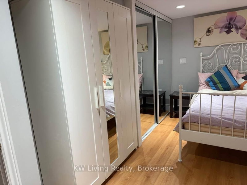 RM - 1097 Warden Avenue