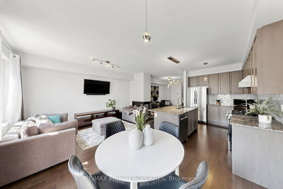 11 Keenlyside Lane • Ajax, ON photo 8