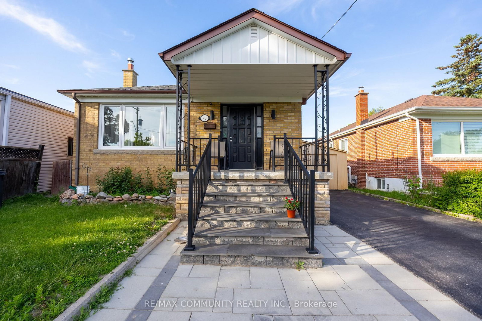 45 Barrymore Road, Toronto, ON, photo 3