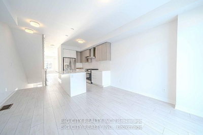 46 Akil Thomas Gardens S — more photos