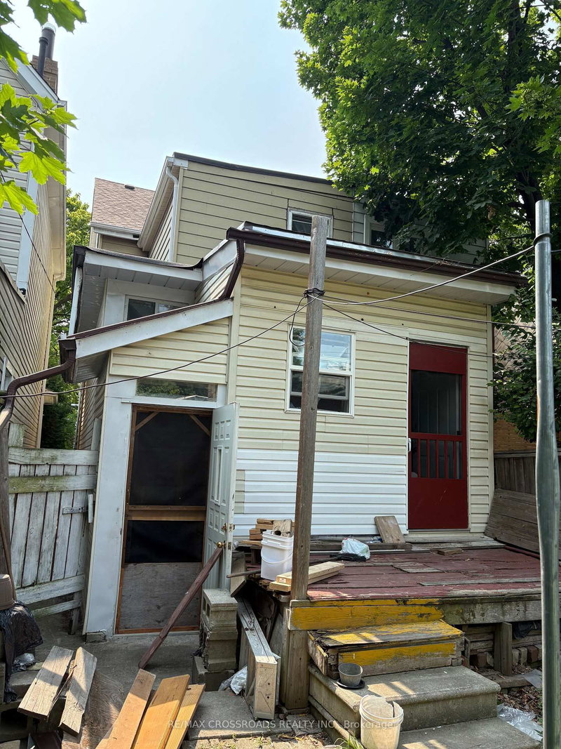 293 Pape Avenue