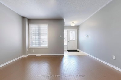 68 Mcnicol Ajax,ON L1Z 1Y8 — Photo 13