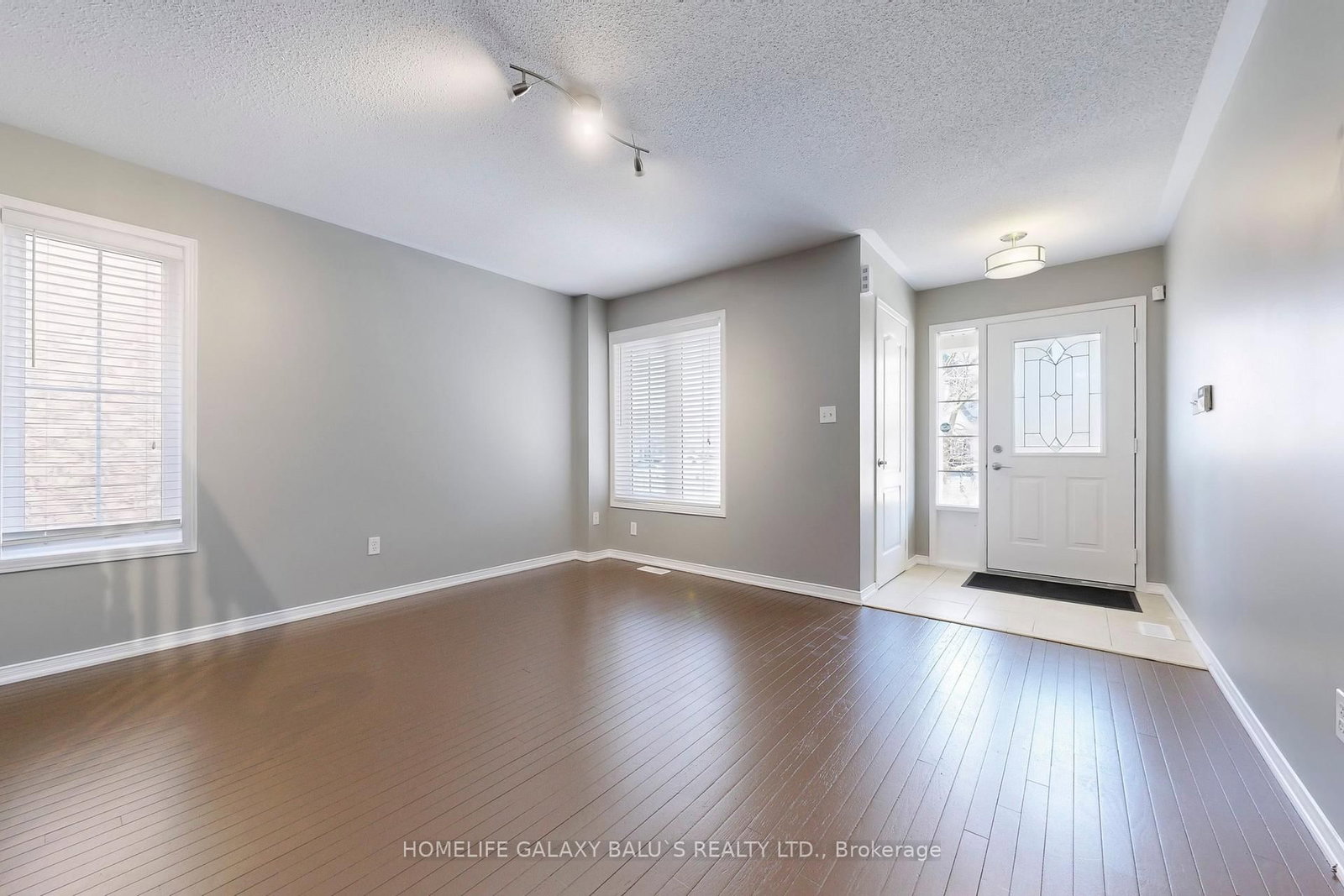 68 Mcnicol Ajax,ON L1Z 1Y8 — Photo 14