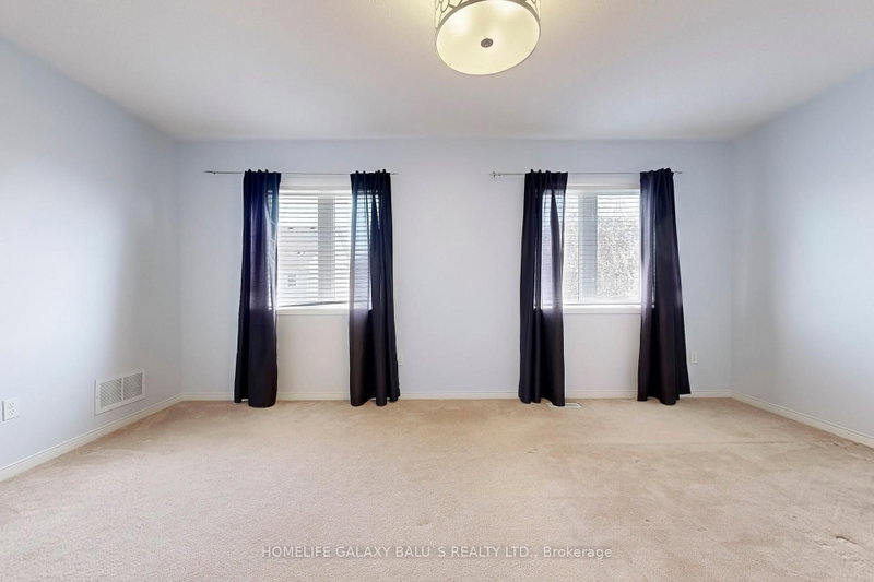 68 Mcnicol Ajax,ON L1Z 1Y8 — Photo 21