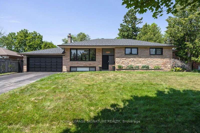14 Bonacres Avenue