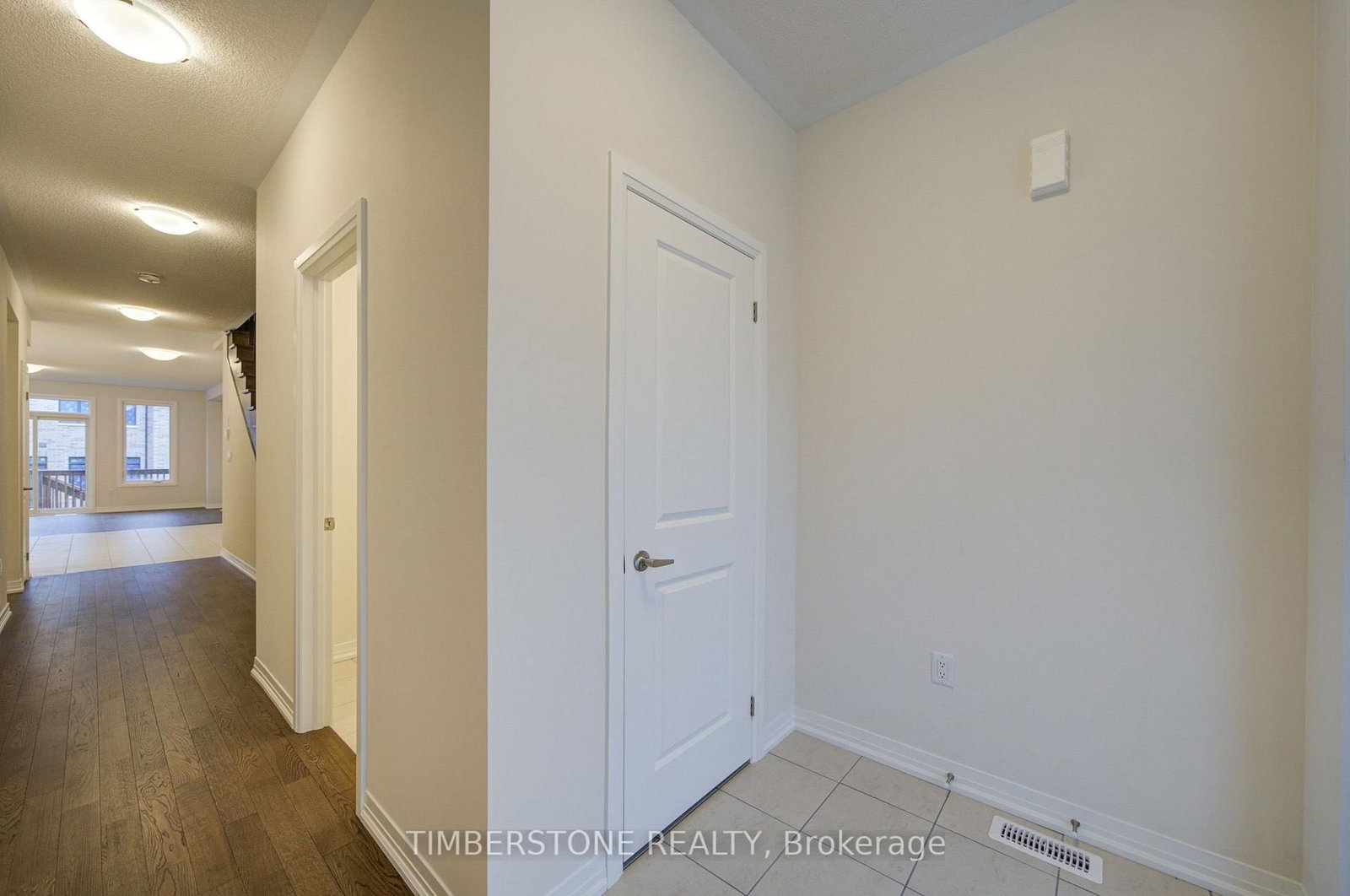 2907 Nakina Street • Pickering, ON photo 4