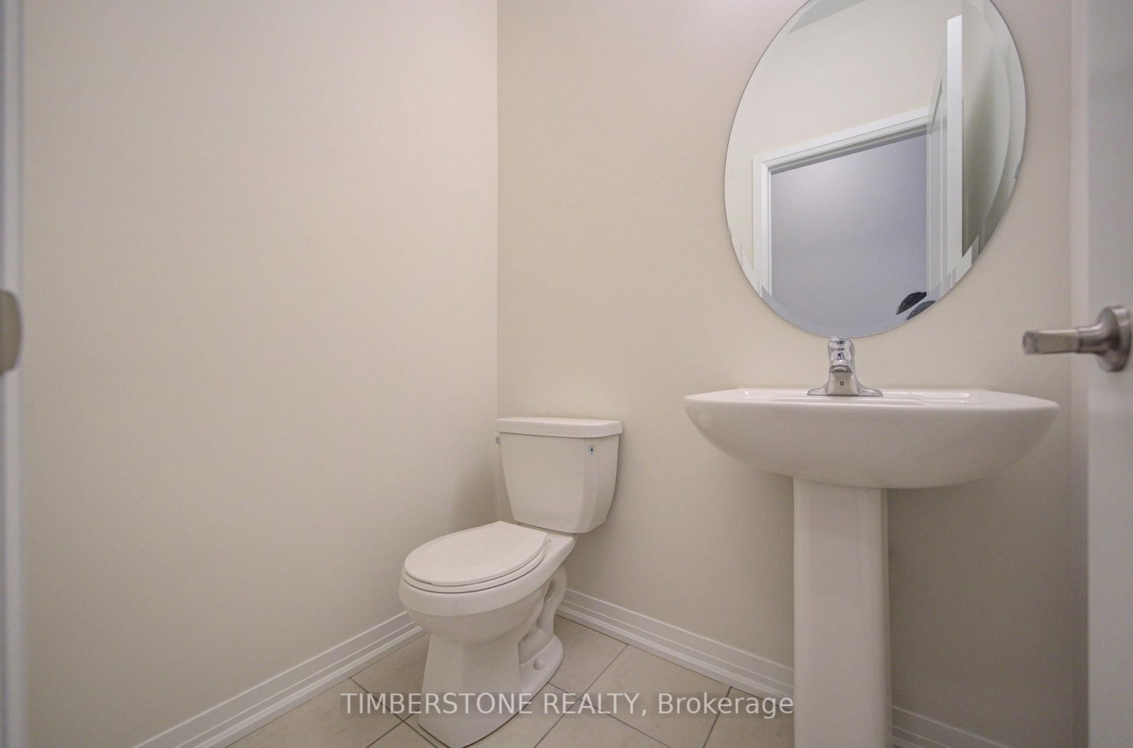 2907 Nakina Street • Pickering, ON photo 5