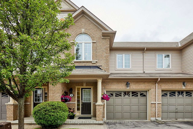 10 Lander Crescent