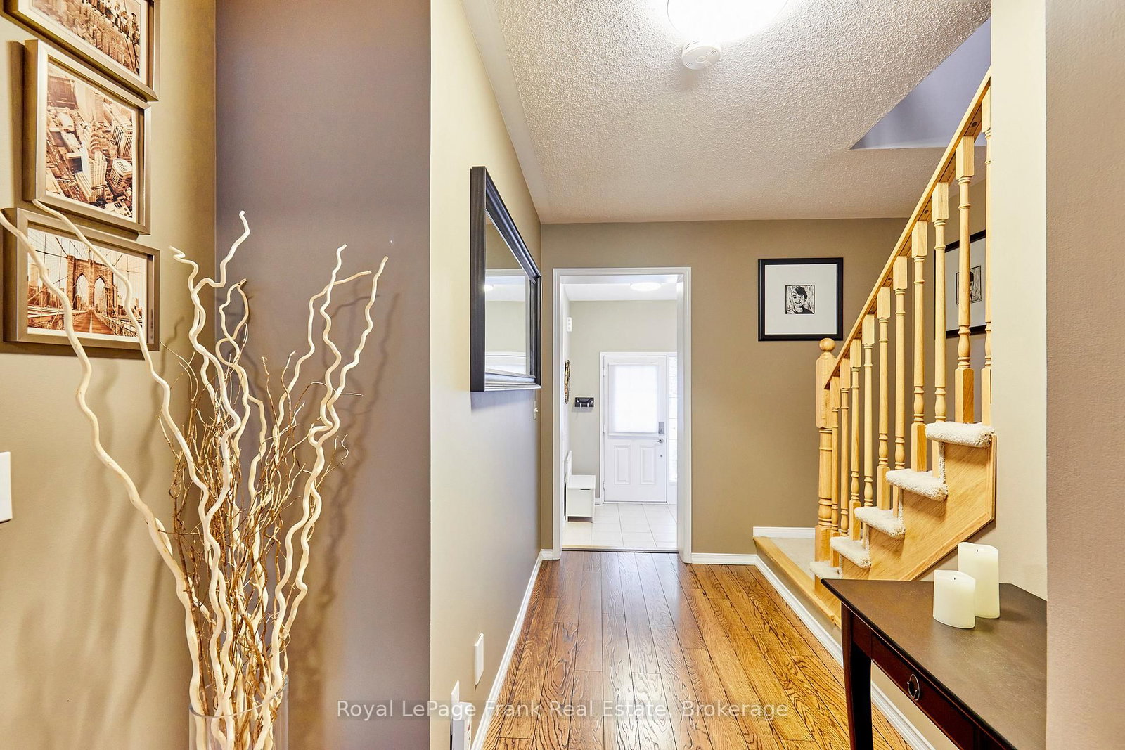 10 Lander Crescent • Clarington, ON photo 10