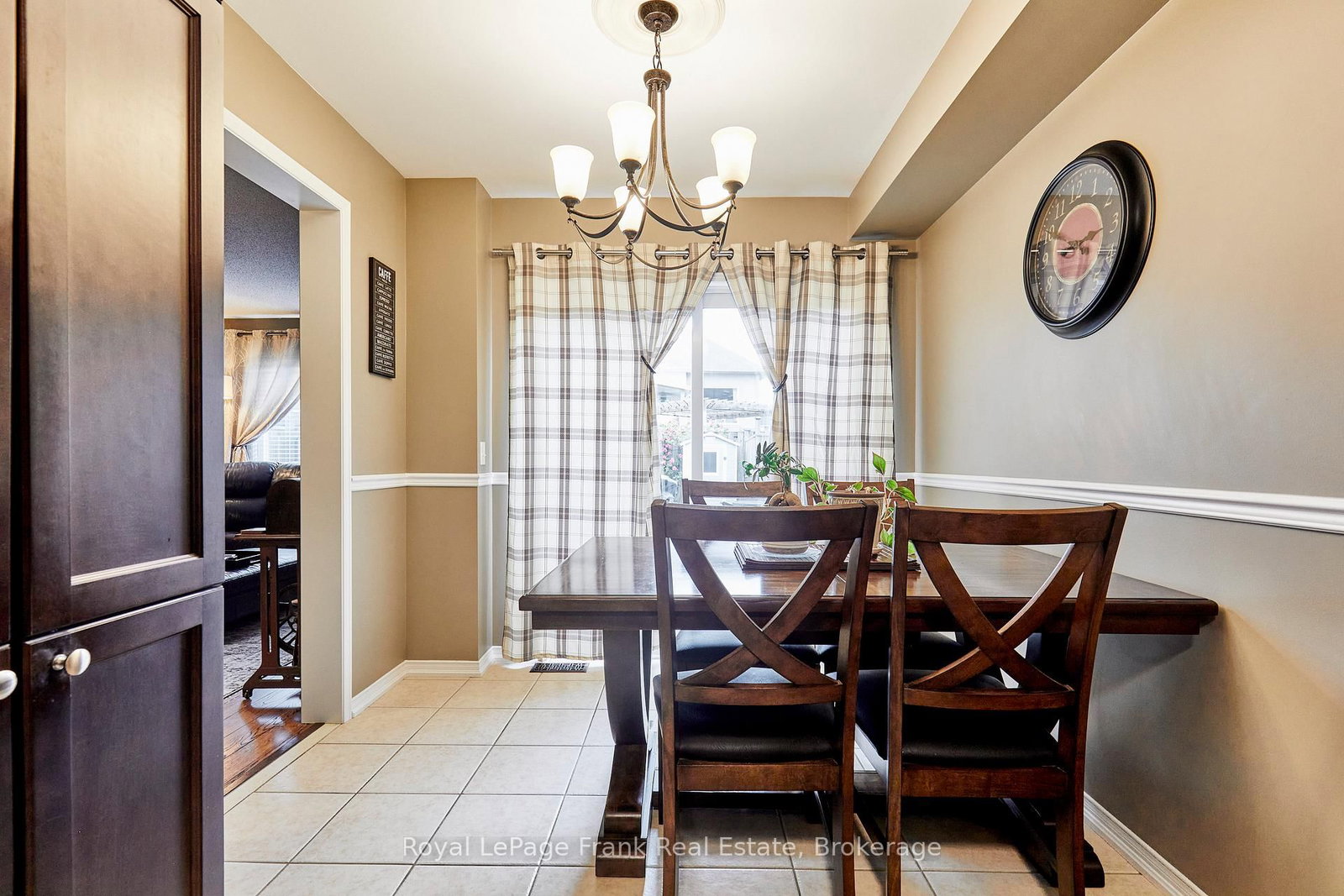 10 Lander Crescent • Clarington, ON photo 16