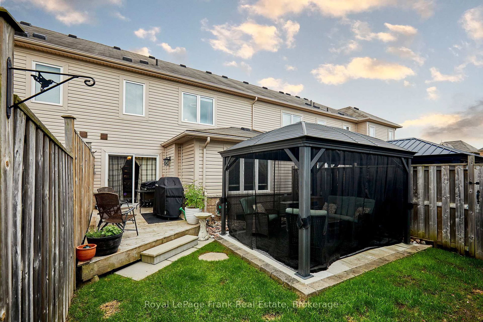 10 Lander Crescent • Clarington, ON photo 34
